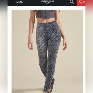 XS SpiritHoods Black Panther Gray Leopard Print Soft Velvet Leggings Athleisure